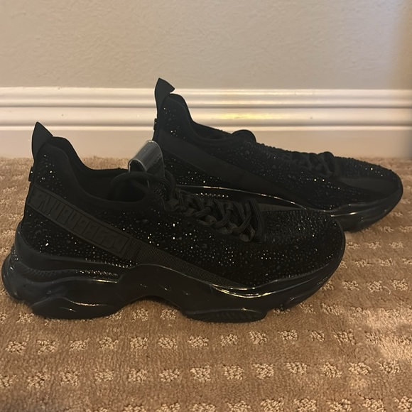 Sparkly Black Sneakers 8.5 Unworn - Picture 2 of 6